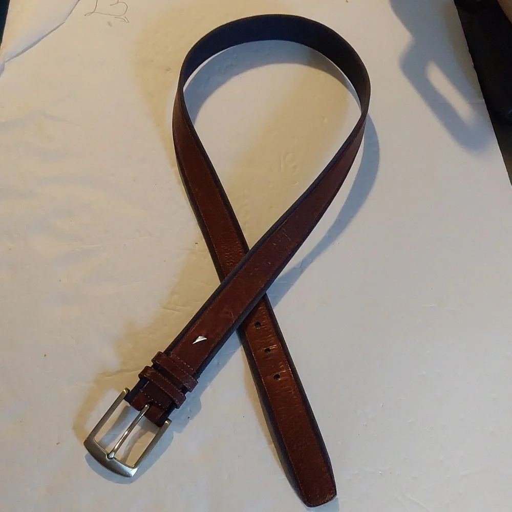 Nautica Mens Brown leather / dark Navy Dress Belt Dual color silver tone Sz.38